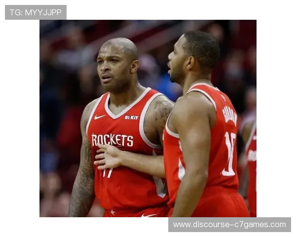 普鲁士多特蒙德俱乐部新赛季阵容更新及未来发展规划分析